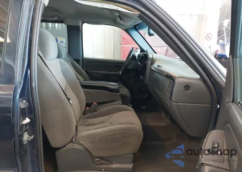 2005 Chevrolet Silverado 1500 Ls z USA, uszkodzony, nr VIN 2GCEC19T751149744